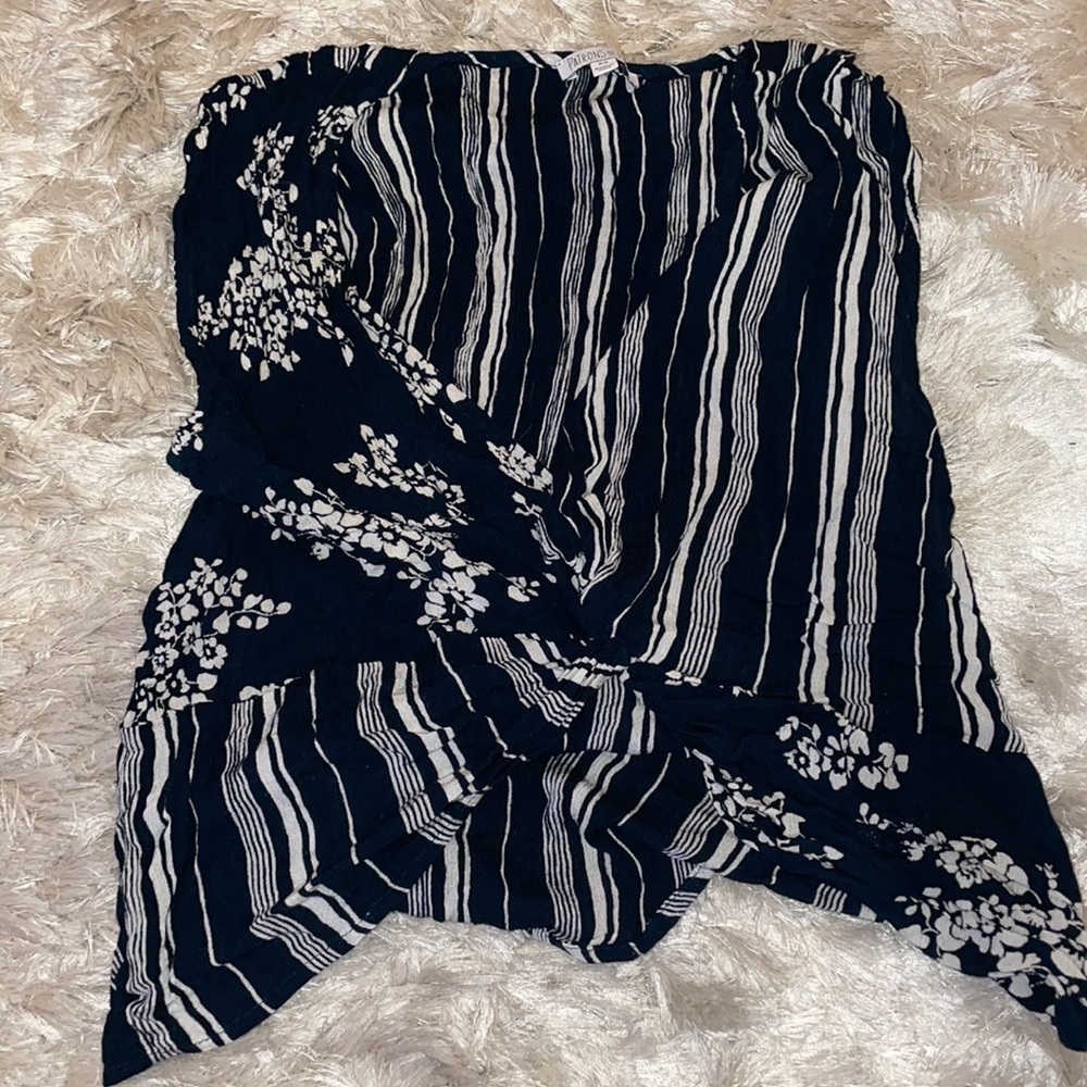 Patterned short sleeve blouse/top